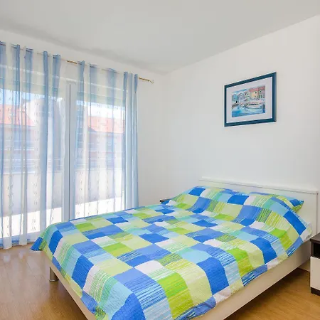 Helles Nur 400 Meter Zum Sandstrand Mit Meerblick, Wifi, Privatparkplatz Apartment *