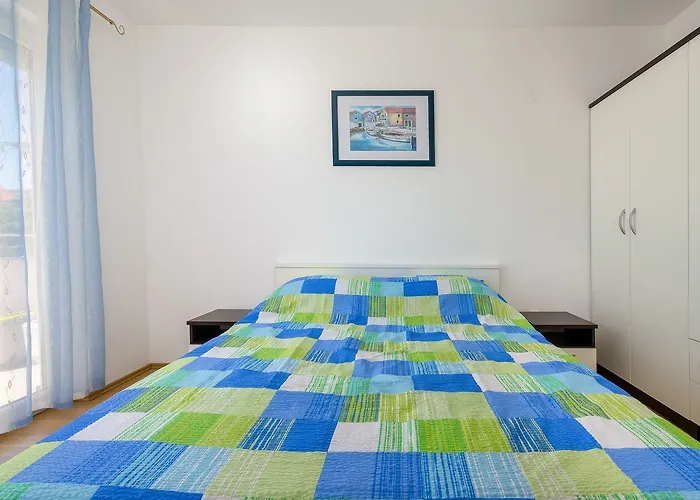 Appartement Helles Nur 400 Meter Zum Sandstrand Mit Meerblick, Wifi, Privatparkplatz *