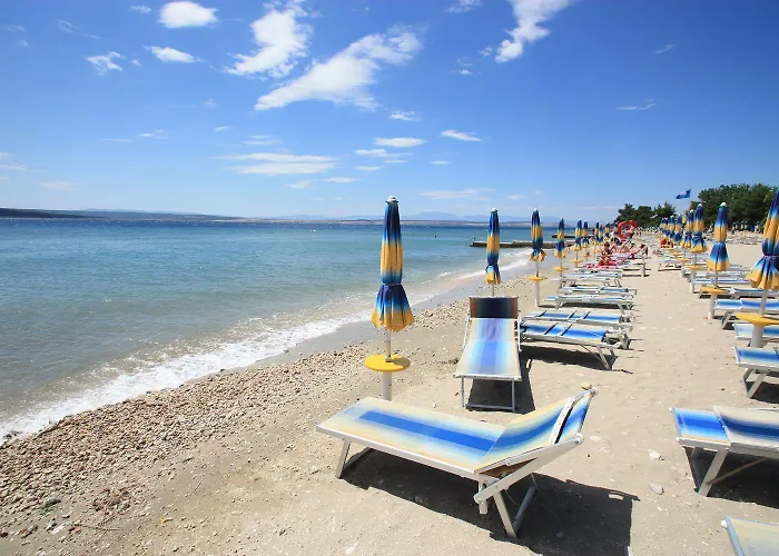 Helles Nur 400 Meter Zum Sandstrand Mit Meerblick, Wifi, Privatparkplatz Crikvenica