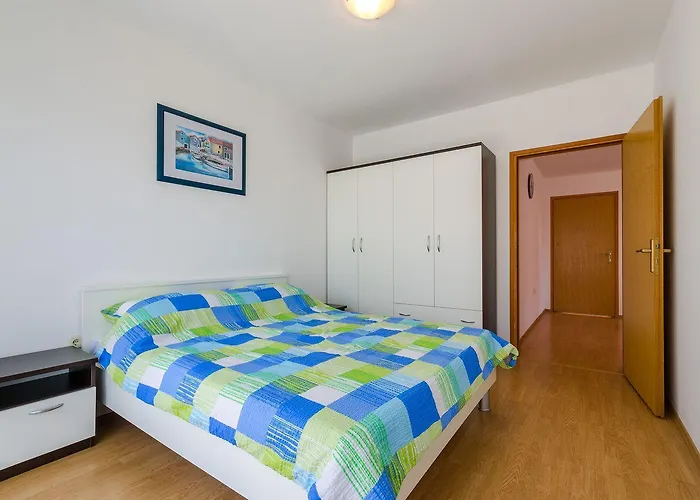 公寓 Helles Nur 400 Meter Zum Sandstrand Mit Meerblick, Wifi, Privatparkplatz